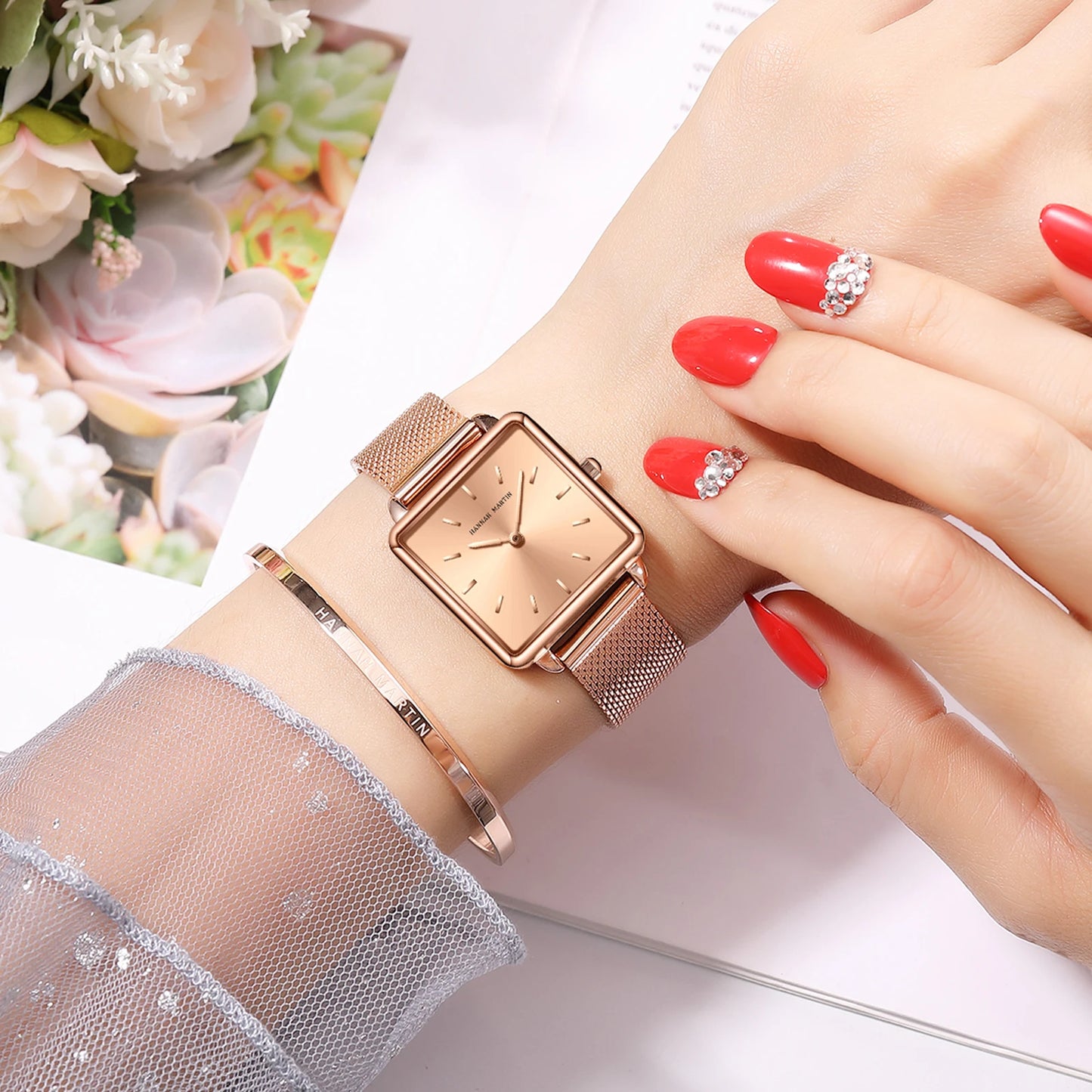 Hannah Martin Top Brand Simple Women Watch